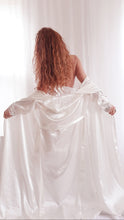 Load image into Gallery viewer, Vintage Satin Robe
