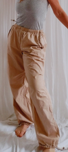 Load image into Gallery viewer, Cotton Poplin Parachute Pants
