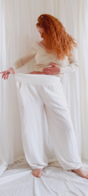 Load image into Gallery viewer, White Balloon Pants
